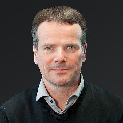 Prof. Dipl.-Ing. Jörg Rainer Noennig Prof. Dipl.-Ing Jörg Rainer Noennig