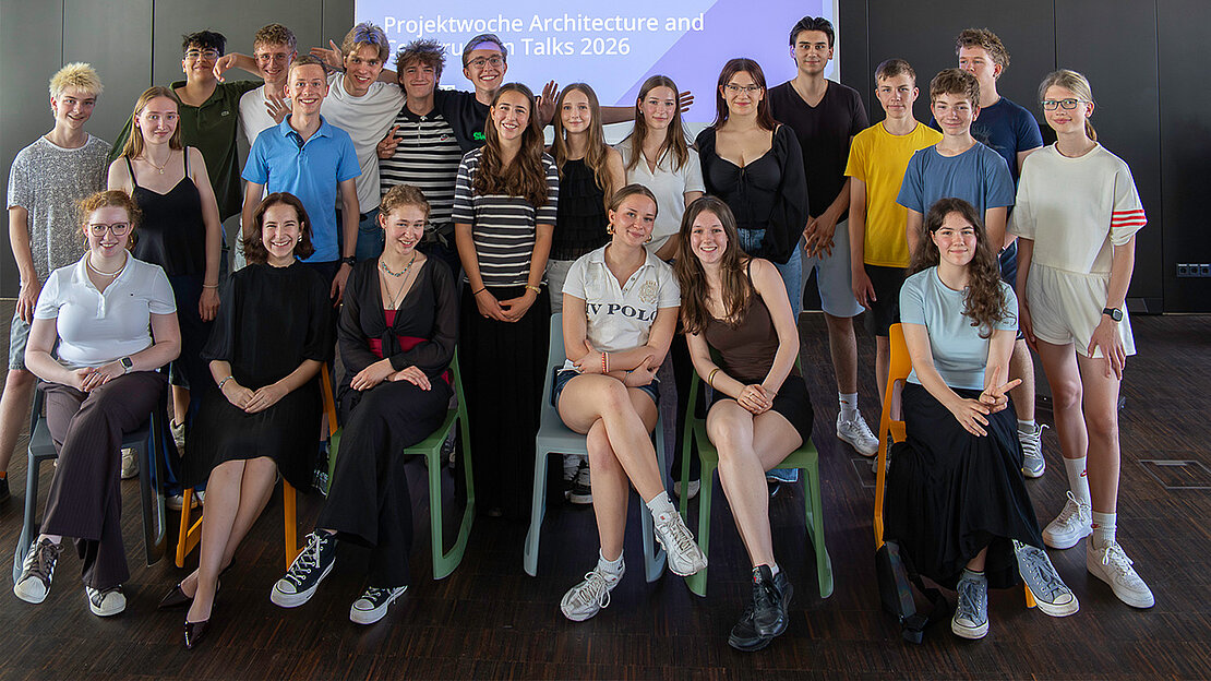 Group picture: Future Outlook for the Südpark: Students Design for the BUGA 2033!